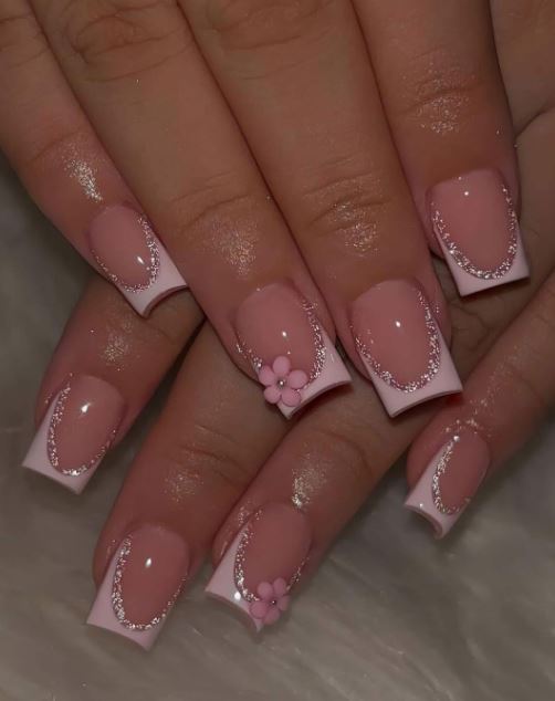Ideias de unhas cor de rosa decoradas modernas.