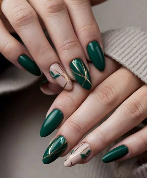 Unhas verdes modernas com design geométrico elegante