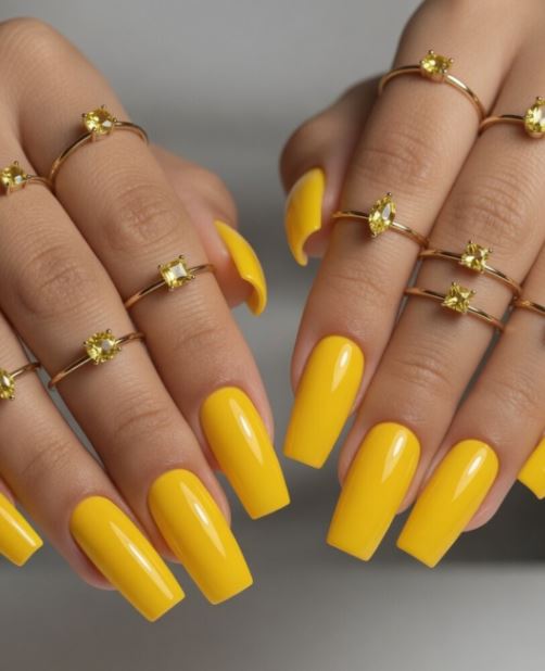 Unhas amarelas inspiradoras para todos os estilos.