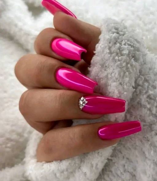 Unhas cor de rosa perfeitas para inspiração.