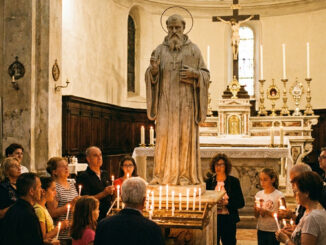Oração de São Bento Para Abrir Caminhos: Poder Espiritual, Proteção e Prosperidade!